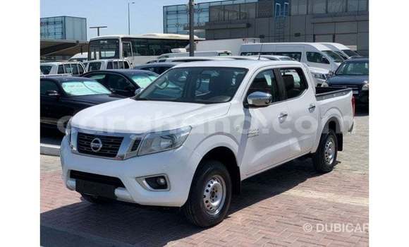 Sayi Imported Nissan Navara White Mota in Import - Dubai a Ashanti Sayi Imported Nissan Navara White Mota in Import - Dubai a Ashanti