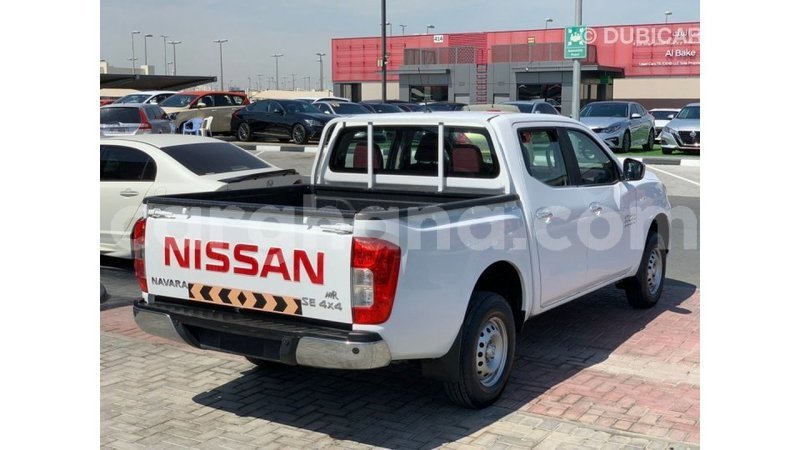 Big with watermark nissan navara ashanti import dubai 54414