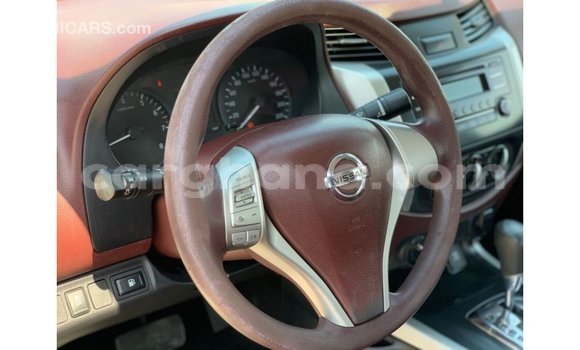 Sayi Imported Nissan Navara White Mota in Import - Dubai a Ashanti Sayi Imported Nissan Navara White Mota in Import - Dubai a Ashanti