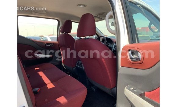 Sayi Imported Nissan Navara White Mota in Import - Dubai a Ashanti Sayi Imported Nissan Navara White Mota in Import - Dubai a Ashanti