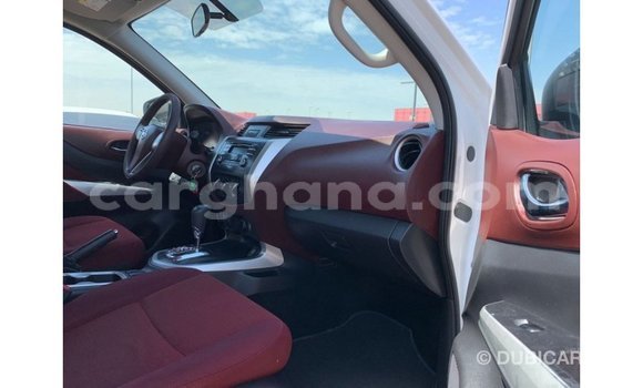 Sayi Imported Nissan Navara White Mota in Import - Dubai a Ashanti Sayi Imported Nissan Navara White Mota in Import - Dubai a Ashanti