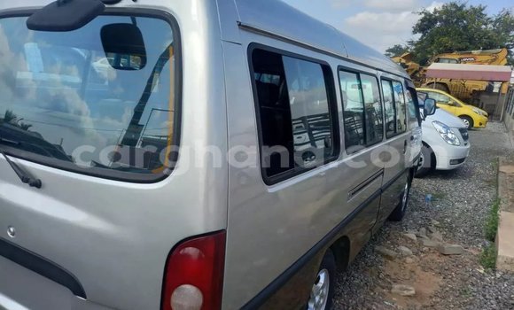 Buy Used Toyota Hiace Silver Car in Accra in Greater Accra Buy Used Toyota Hiace Silver Car in Accra in Greater Accra